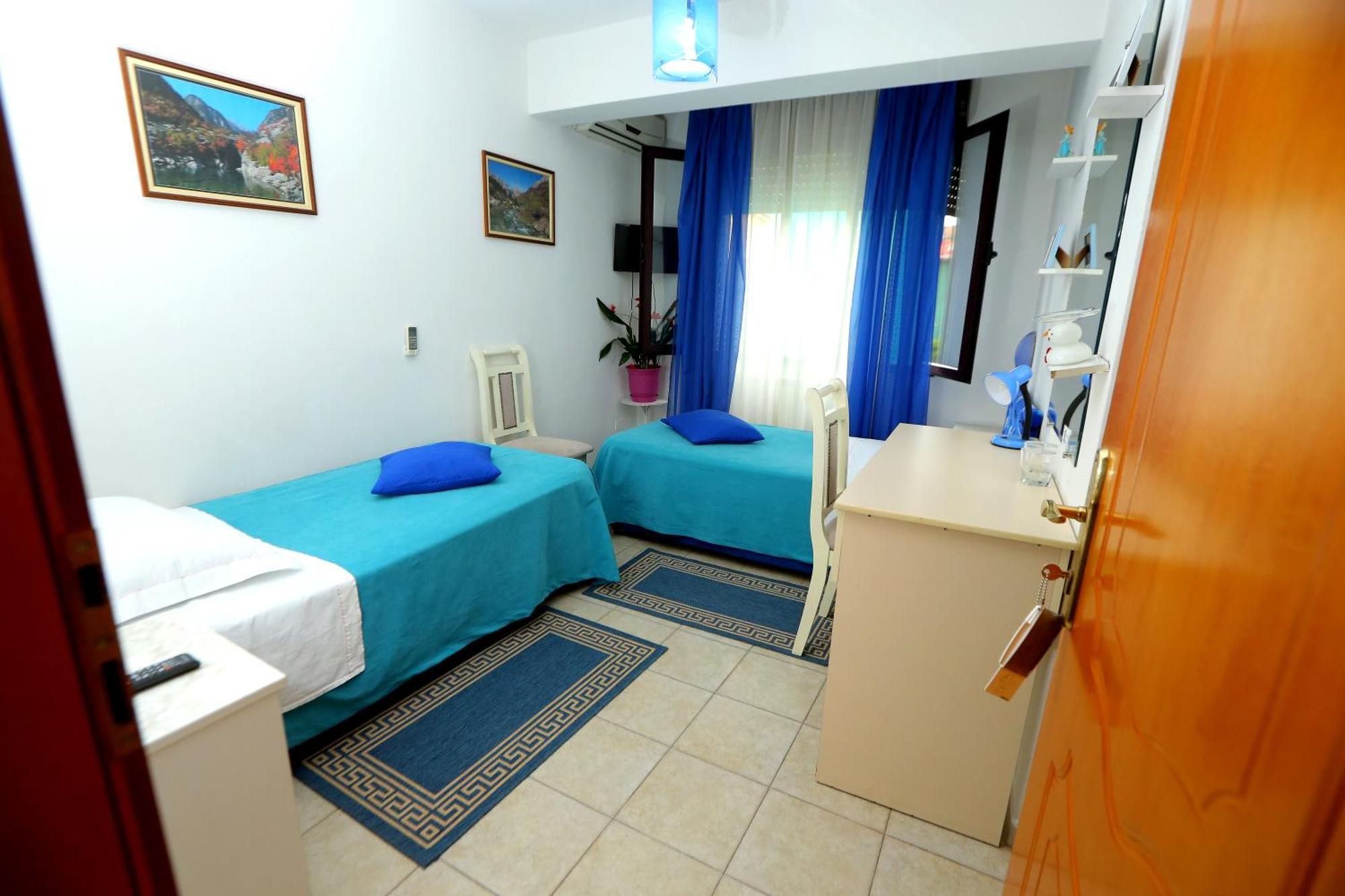 Hotel Kaduku Шкодер Номер фото