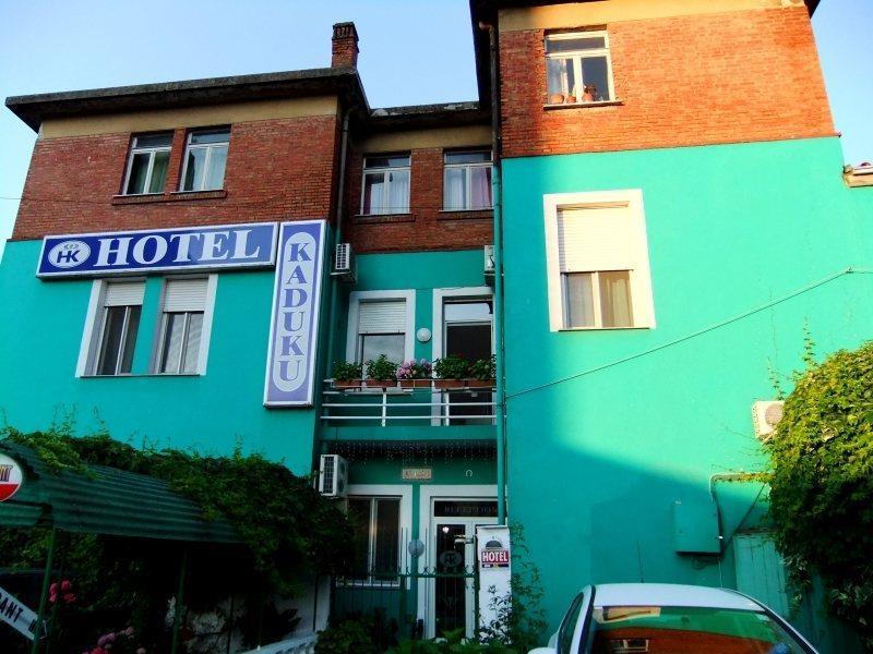 Hotel Kaduku Шкодер Экстерьер фото