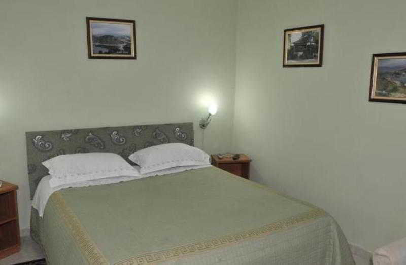 Hotel Kaduku Шкодер Экстерьер фото