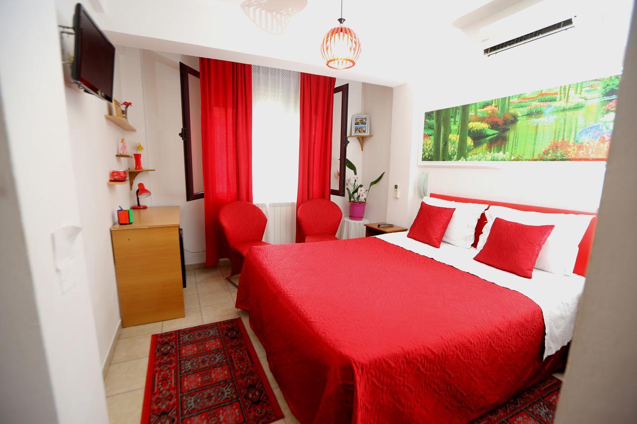 Hotel Kaduku Шкодер Номер фото